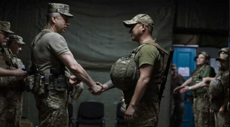 Сирський про ситуацію на фронті: ворог рветься до Покровська, тривають жорсткі бої